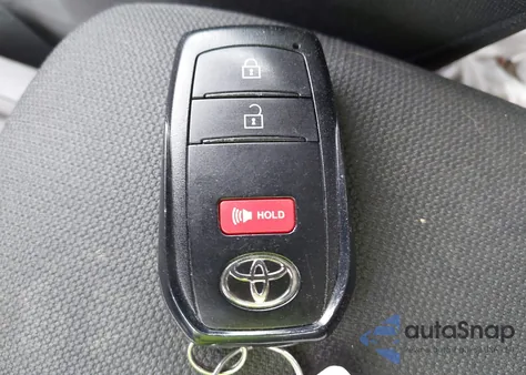 2022 Toyota Corolla Cross Le из США, поврежденный, VIN 7MUBAAAG6NV021369